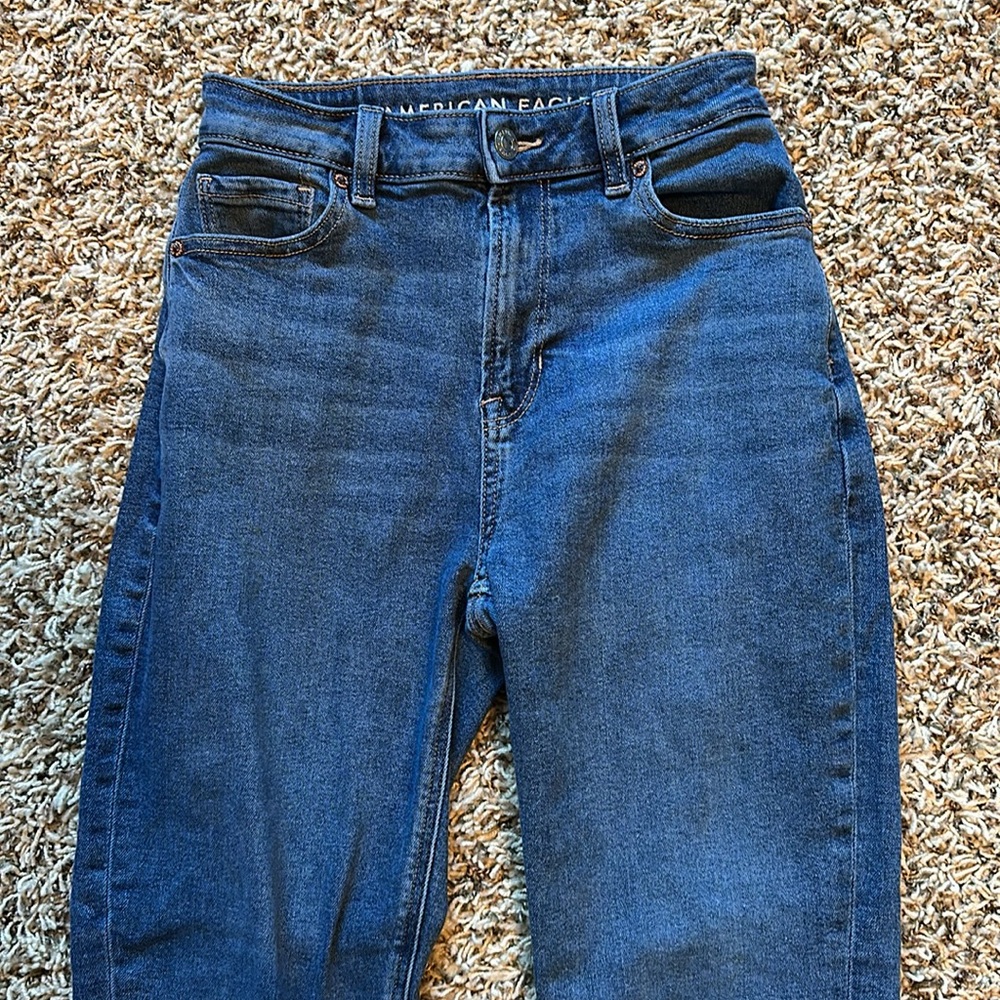 American Eagle Outfitters Mom Jean - Picture 2 of 8